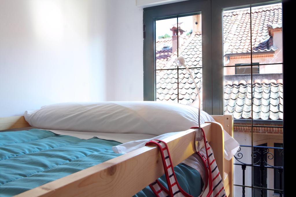 Duermevela Hostel Σεγκόβια Δωμάτιο φωτογραφία